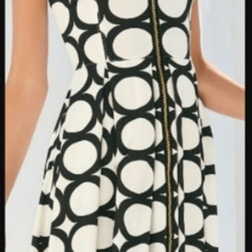 Women dress
